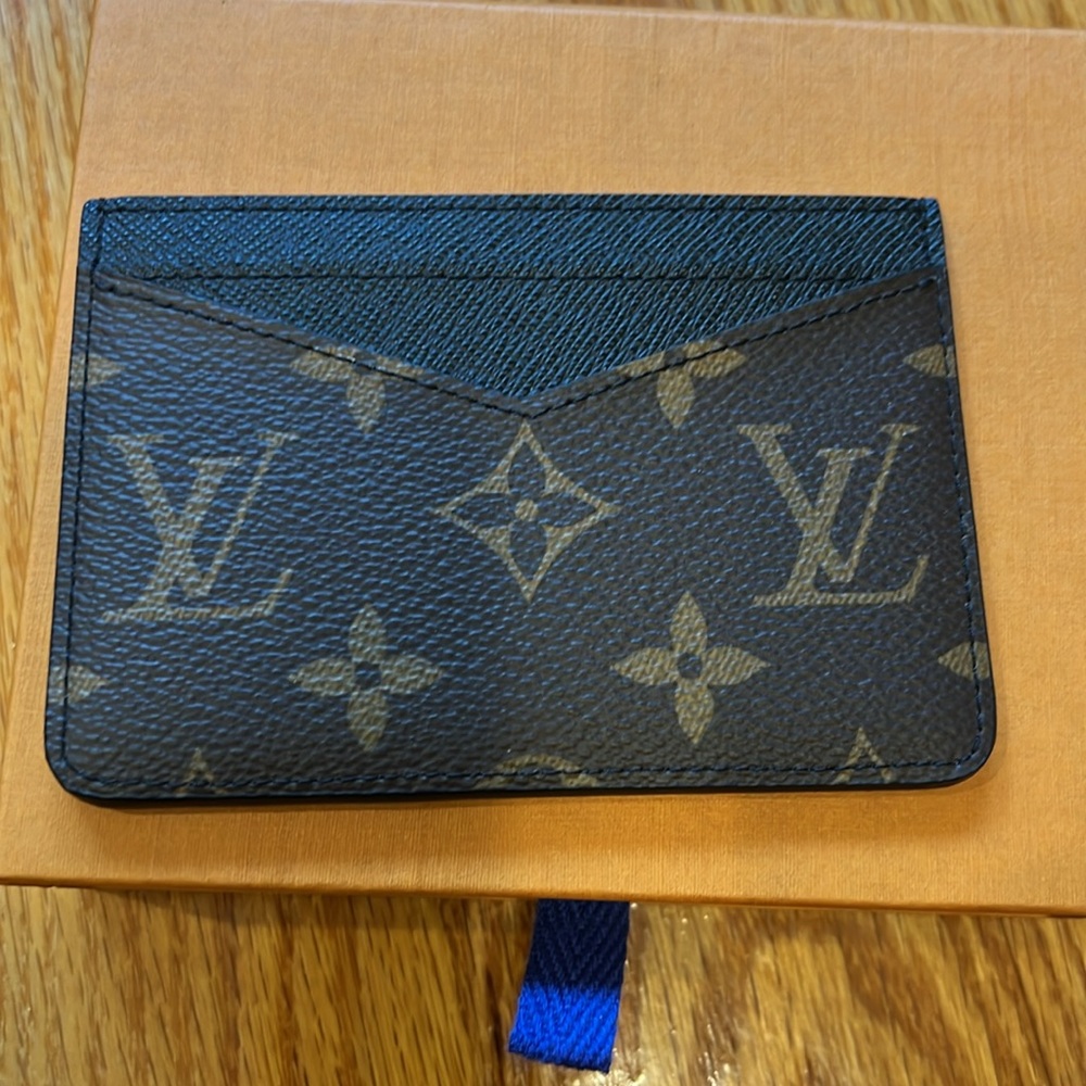 Louis Vuitton Monogram Neo Card Holder in Monogram Macassar Canvas